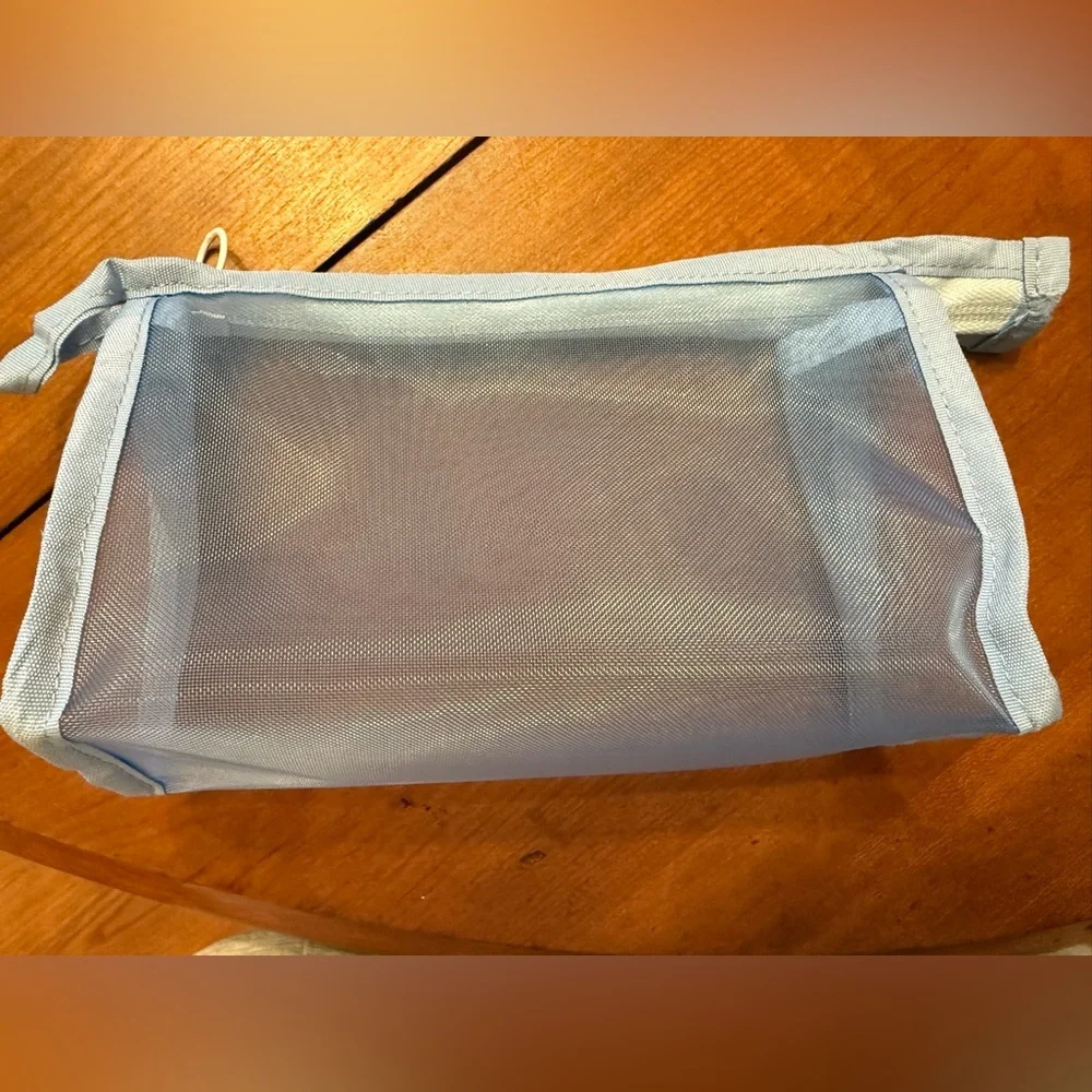 💙 4/$20 Ulta Blue Mesh Cosmetics Bag